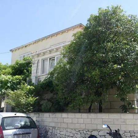 Wild Orange- One Bedroom With Terrace Ragusa
