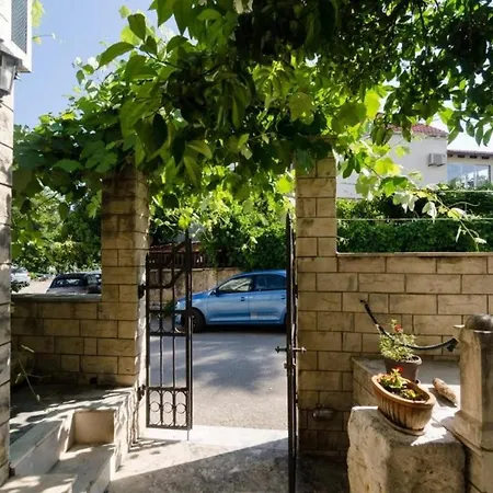 Wild Orange- One Bedroom With Terrace Appartement Dubrovnik